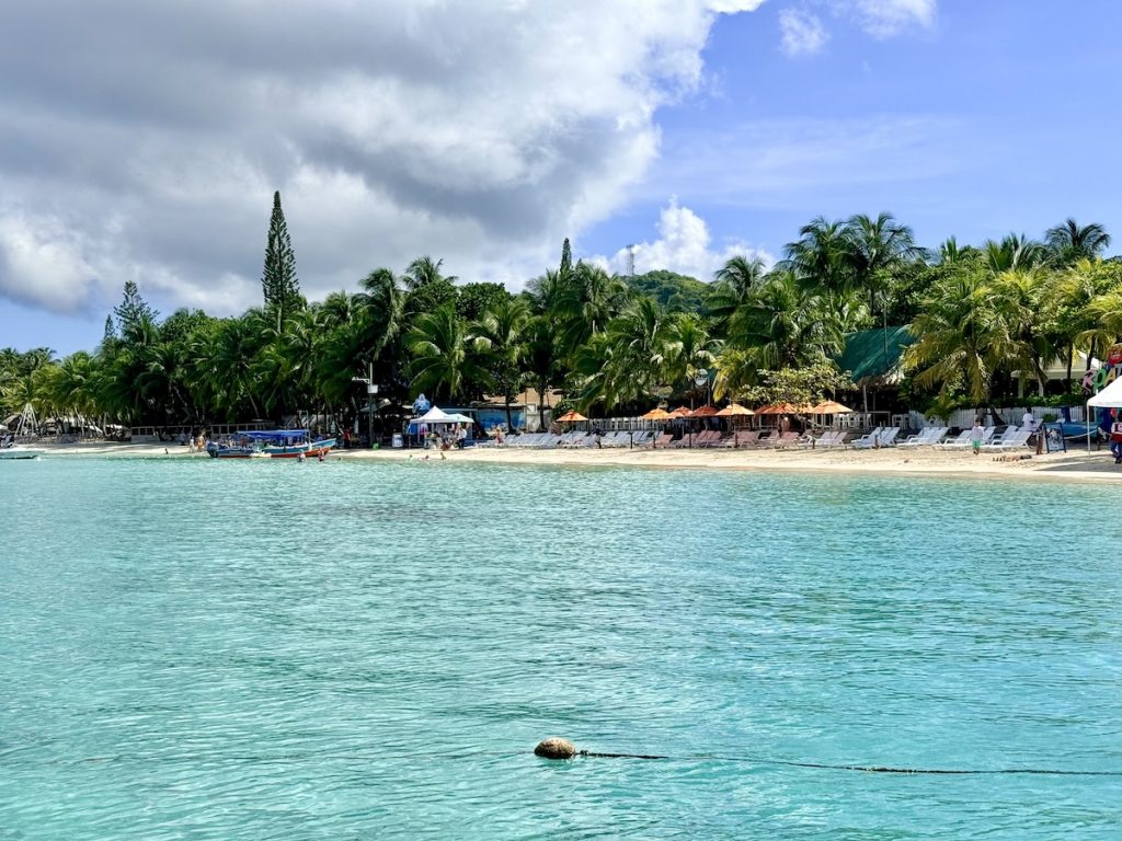 Roatan Paradise Resort